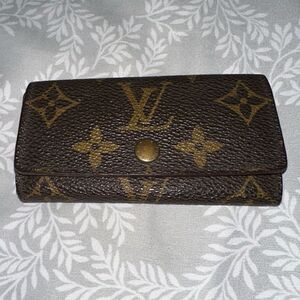 Louis Vuitton Key holder Brown Monogram